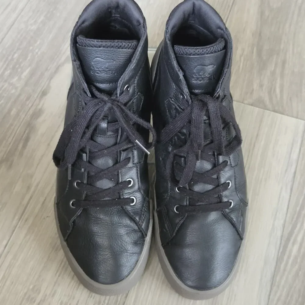 B4 Sorel Men's US 11.5 Caribou Mid WP Waterproof Sneaker Black Leather High Top